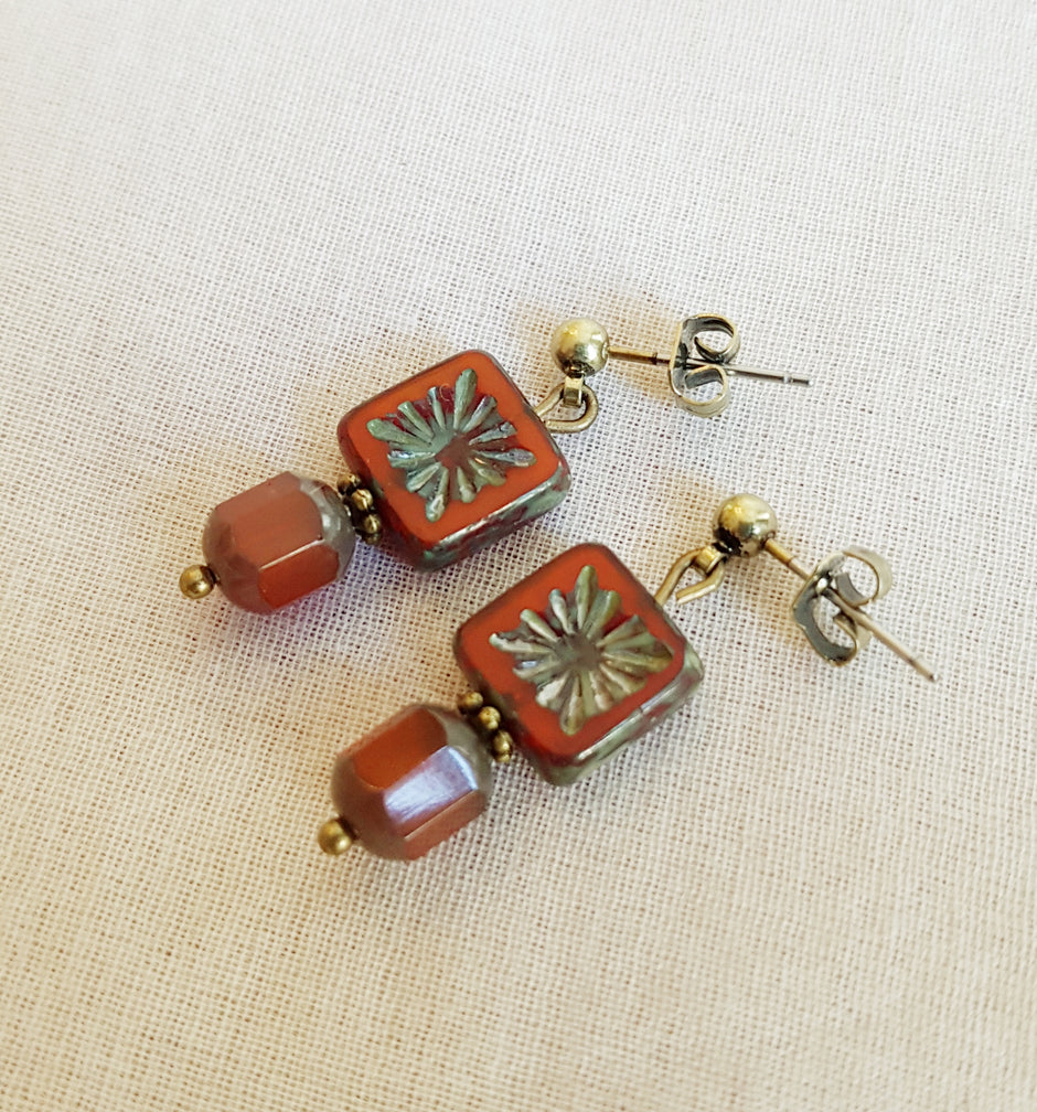 Binoche folklore earrings/Orange brown