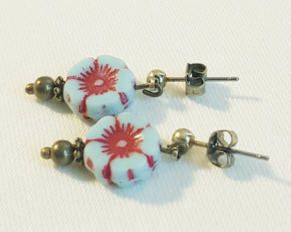 Czech flower earrings/turquoise