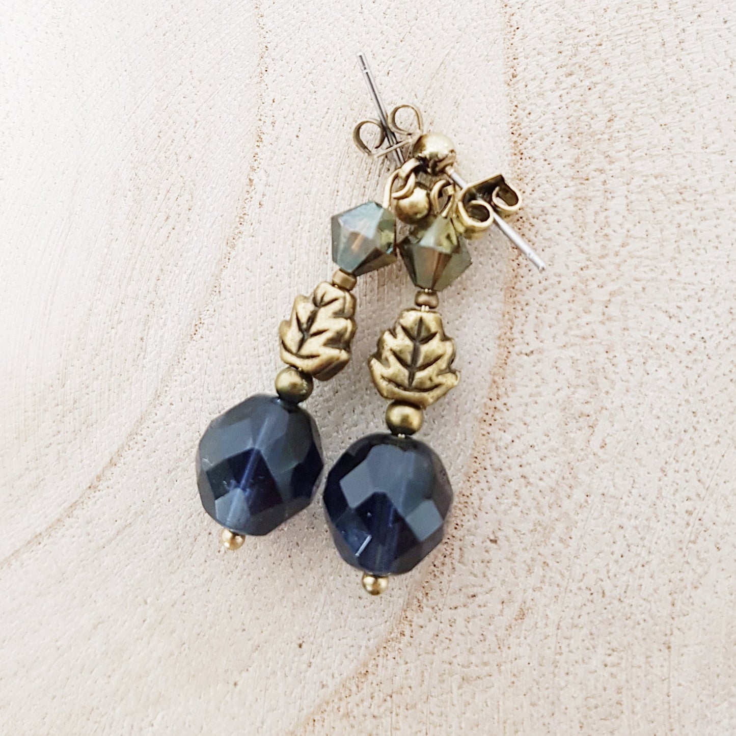 Bronze leaf earrings/dark blue