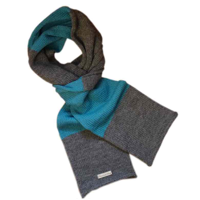 Passionis Verae Knitted Scarf